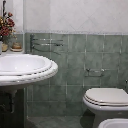 לינה וארוחת בוקר Olympo 3*